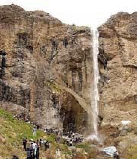 آبشار پیچ آدران