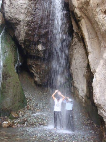 آبشار قریه سپهسالار